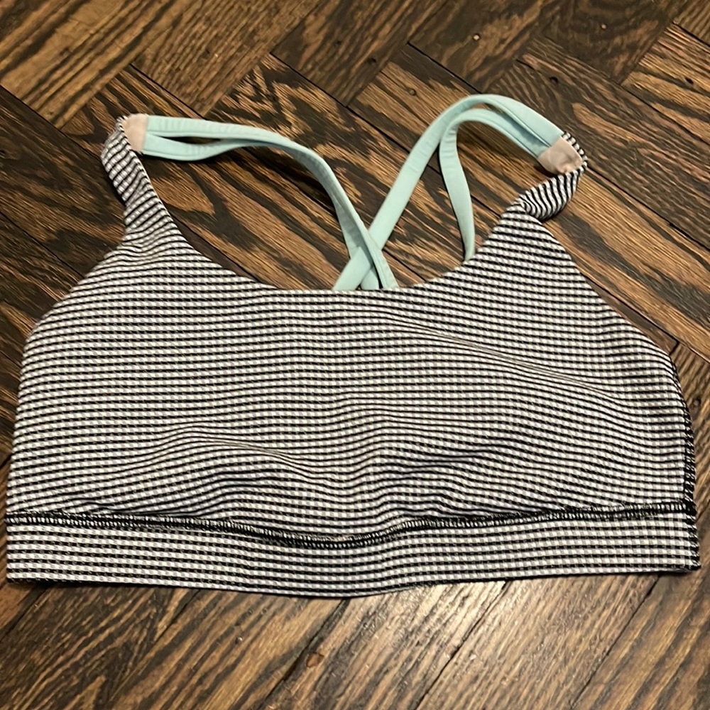 Lululemon energy sports bra
